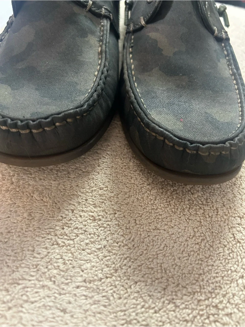 JOHN VARVATOS USA DARK CAMO PATTERNED SCHOONER BOAT SHOES. New size 9
